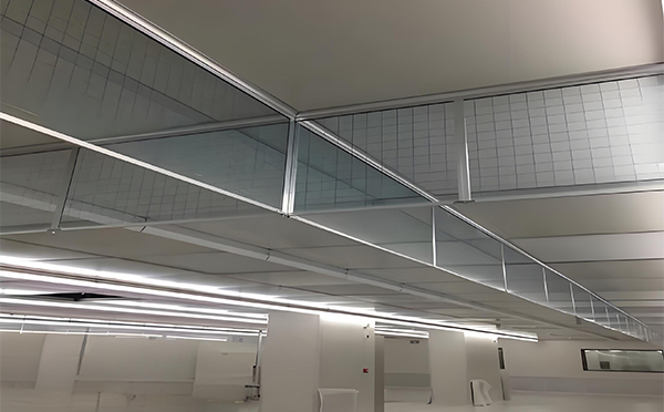 乌恰玻璃挡烟垂壁