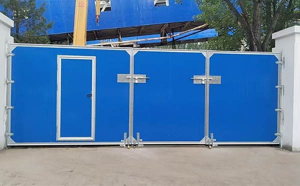 乌恰工业平开门