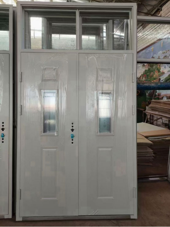 乌恰学校教室门 乌恰学校教室门